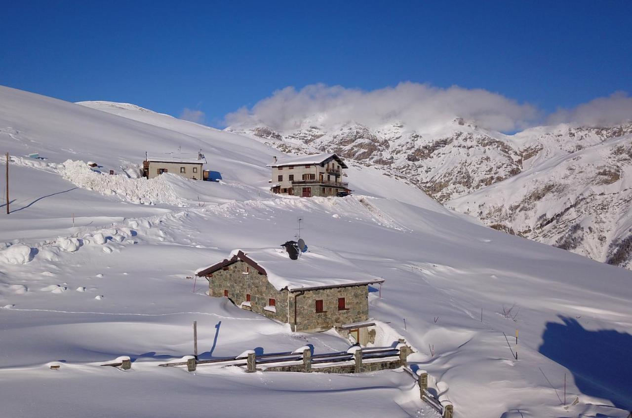 Alpino Lodge Bivio リヴィーニョ エクステリア 写真