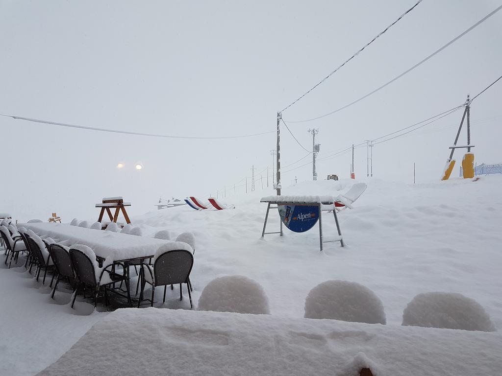 Alpino Lodge Bivio リヴィーニョ エクステリア 写真